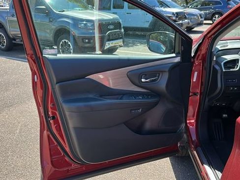 Used 2017 Nissan Murano SL w/ SL Technology Package AWD/4WD image 8