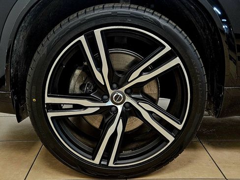 Used 2018 Volvo XC90 T8 R-Design w/ Convenience Package image 37