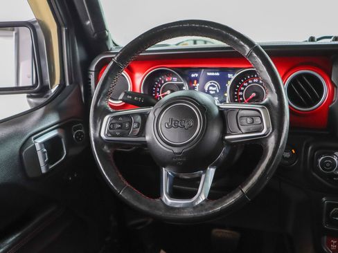 Used 2018 Jeep Wrangler Unlimited Rubicon AWD/4WD image 13