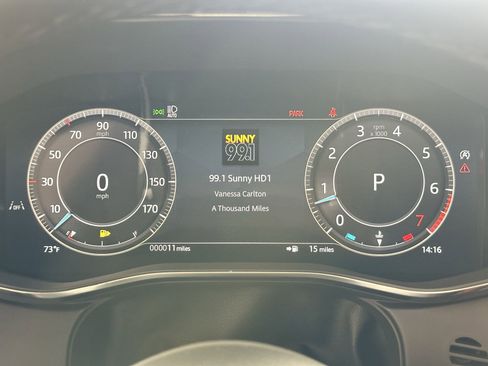 Used 2026 Jaguar F-PACE R-Dynamic S AWD/4WD image 17