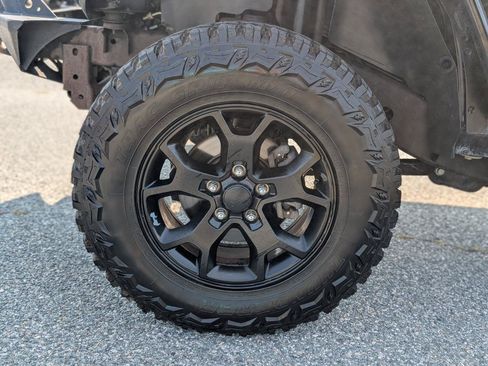 Used 2016 Jeep Wrangler Unlimited Sport w/ Quick Order Package 24S AWD/4WD image 3