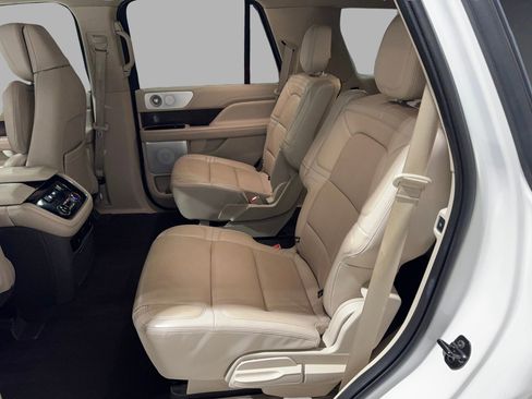 Used 2020 Lincoln Navigator Reserve w/ Equipment Group 208A Reserve image 22