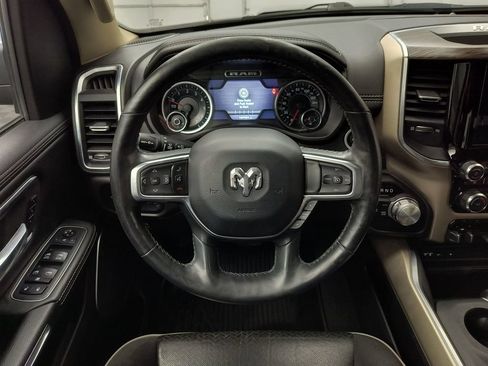 Used 2019 RAM 1500 Laramie AWD/4WD image 14