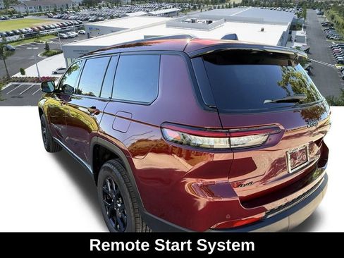 New 2025 Jeep Grand Cherokee L Altitude image 6