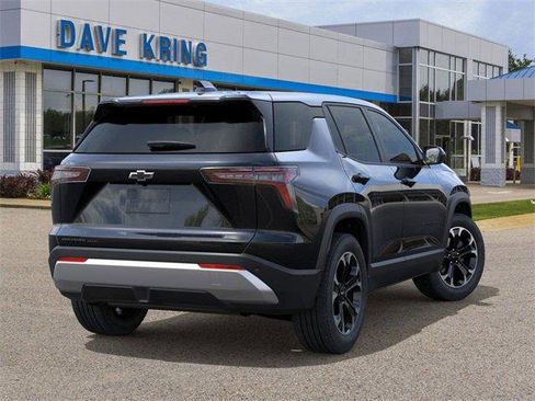 New 2026 Chevrolet Equinox LT image 4