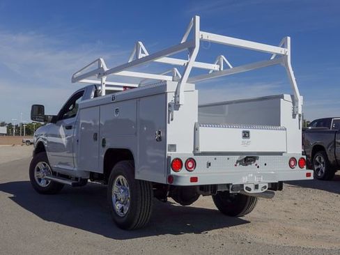 New 2024 RAM 3500 Tradesman w/ Chrome Appearance Group image 9