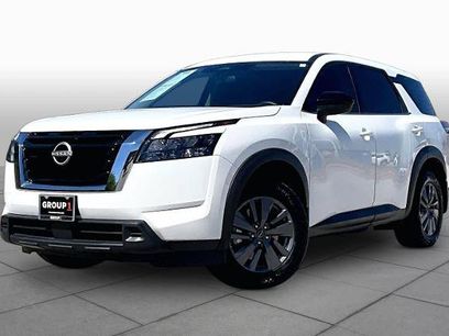 Certified 2024 Nissan Pathfinder S