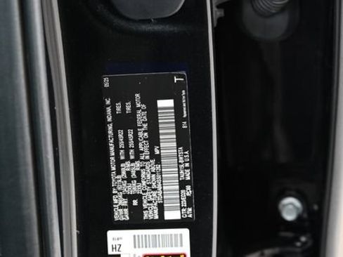 Used 2025 Lexus TX 500h AWD w/ Technology Package image 24
