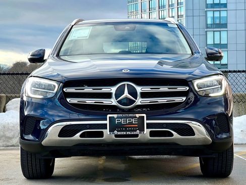 Certified 2022 Mercedes-Benz GLC 300 4MATIC image 3