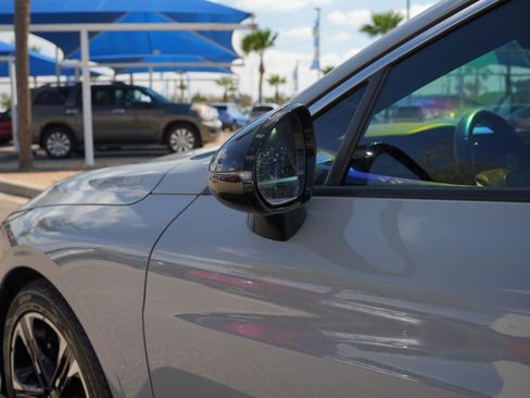 Used 2023 Kia K5 GT-Line image 10