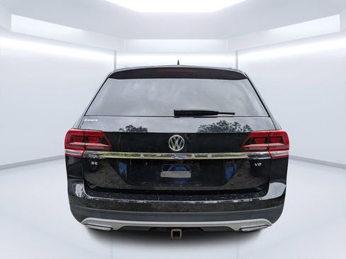 Used 2019 Volkswagen Atlas SE w/ Towing Package FWD image 4
