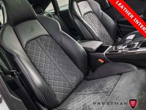 Used 2022 Audi S5 Premium image 4