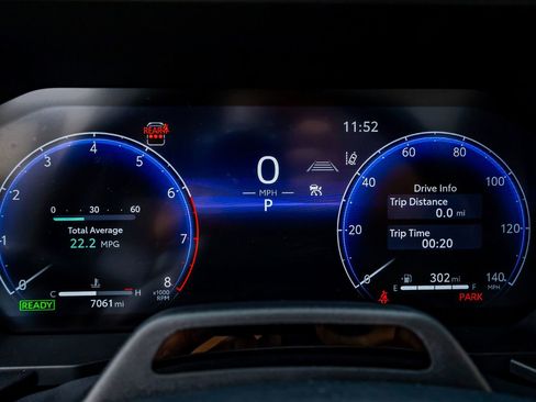 Used 2025 Toyota Land Cruiser w/ Premium Package image 20