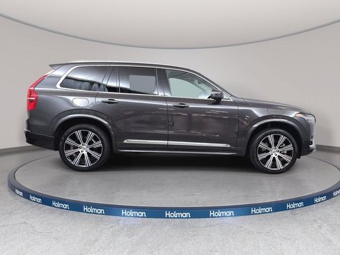 Used 2024 Volvo XC90 T8 Plus AWD/4WD image 5