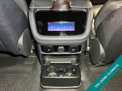 Used 2023 Lincoln Navigator Reserve AWD/4WD image 21