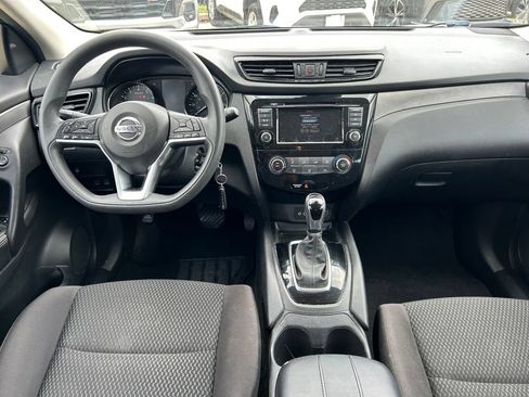 Used 2020 Nissan Rogue Sport S w/ Appearance Package FWD image 15