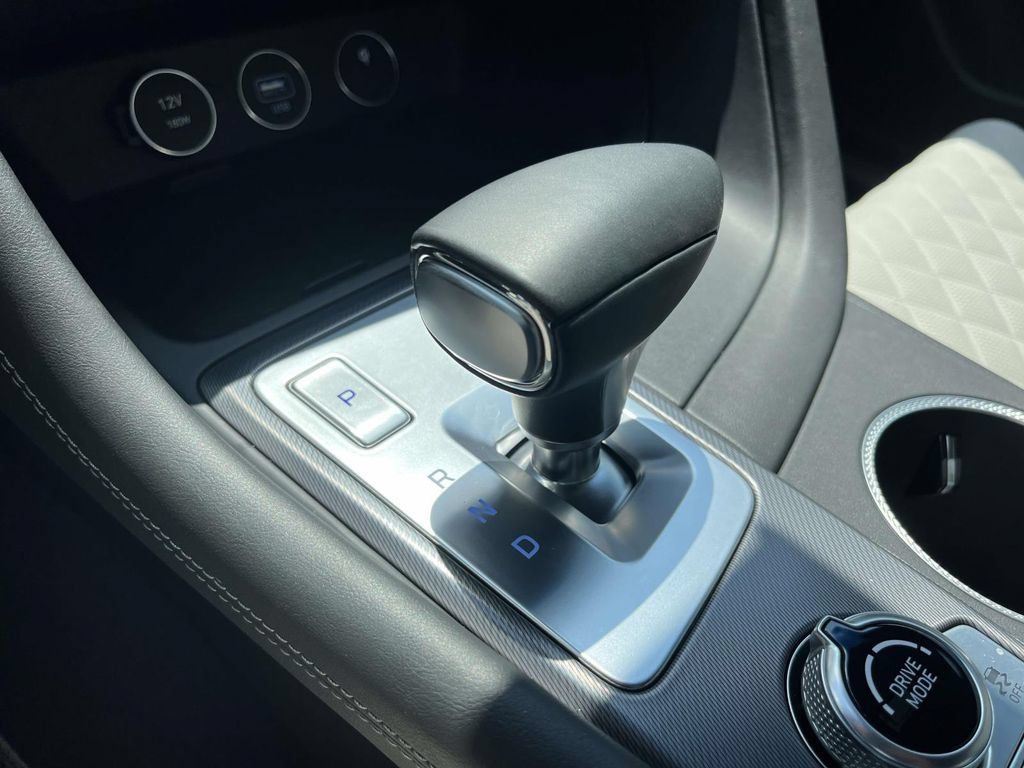 Used 2025 Genesis G70 3.3T Advanced w/ Sport Prestige Package RWD image 29