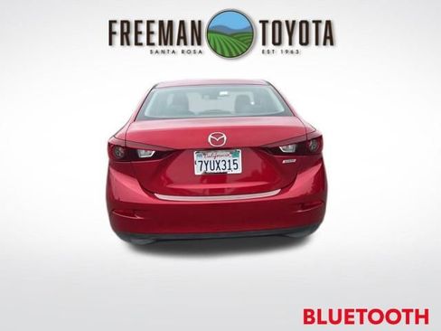 Used 2017 MAZDA MAZDA3 Touring FWD image 6