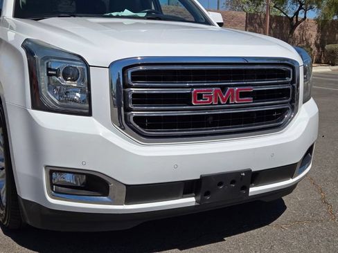 Used 2017 GMC Yukon SLT w/ Open Road Package AWD/4WD image 2