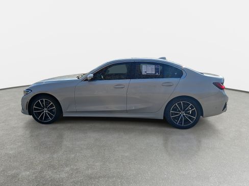 Used 2021 BMW 330i Sedan w/ Premium Package image 8