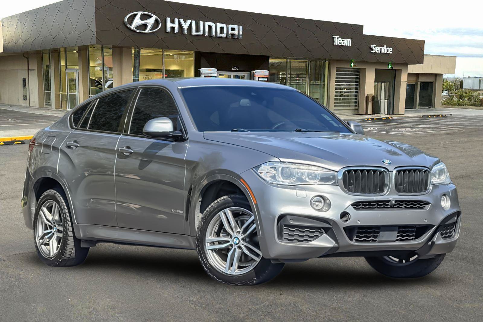 Used 2017 BMW X6 xDrive35i AWD/4WD image 2