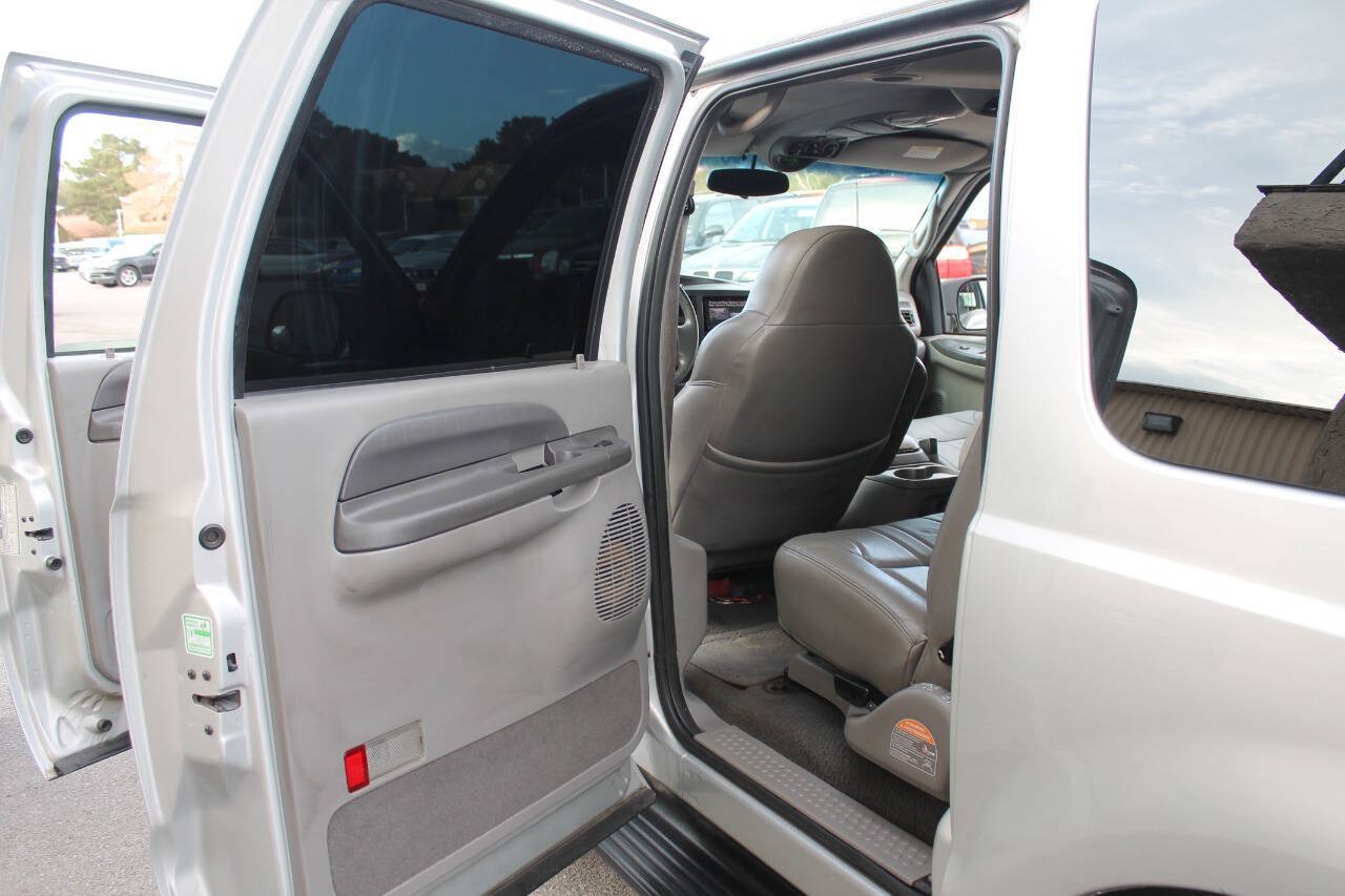 Used 2001 Ford Excursion XLT RWD image 25