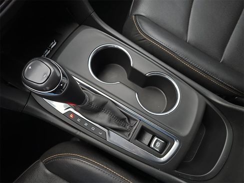 Used 2019 Chevrolet Equinox Premier image 24