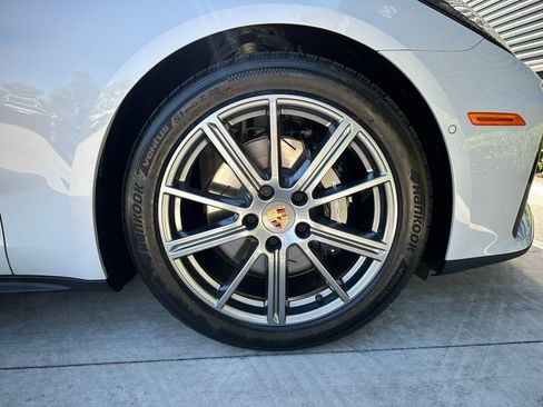 Certified 2026 Porsche Panamera image 15