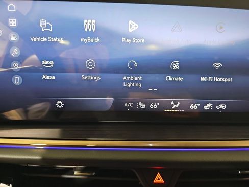 Used 2025 Buick Envision Avenir AWD/4WD image 24