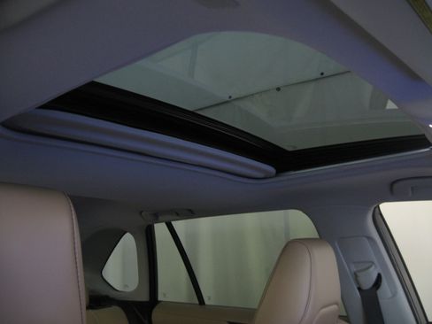 Certified 2024 Toyota RAV4 XLE Premium image 3