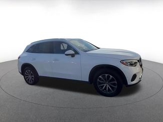 Used 2024 Mercedes-Benz GLC 300 video 2