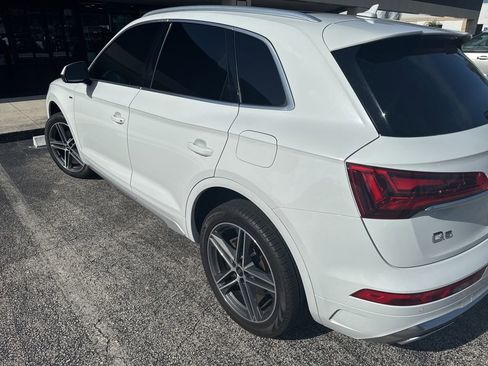 Used 2021 Audi Q5 e Premium Plus w/ Premium Plus Package AWD/4WD image 15