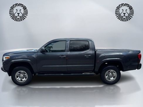 Used 2020 Toyota Tacoma SR AWD/4WD image 8