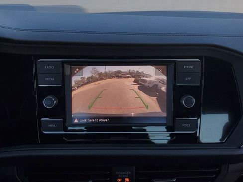 Used 2024 Volkswagen Jetta Sport image 26