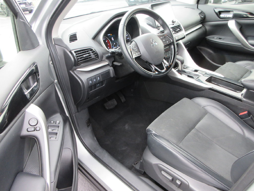 Used 2025 Mitsubishi Eclipse Cross SE AWD/4WD image 12