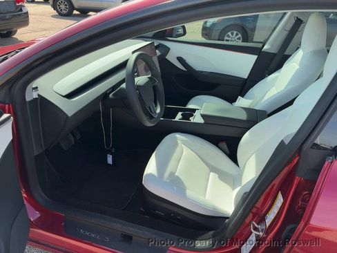 Used 2024 Tesla Model 3 image 3