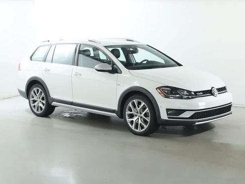 Used 2019 Volkswagen Golf Alltrack SEL AWD/4WD image 9