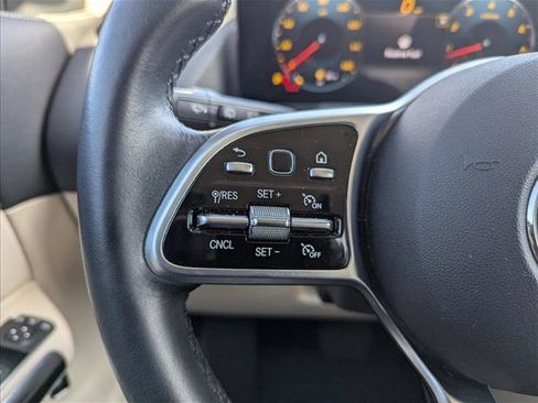 Used 2022 Mercedes-Benz GLA 250 image 13