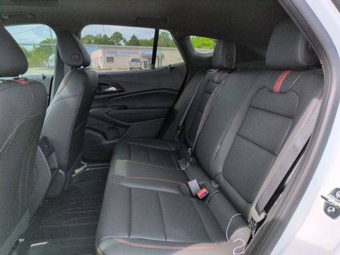 New 2026 Chevrolet Trax RS w/ Sunroof Package FWD image 23