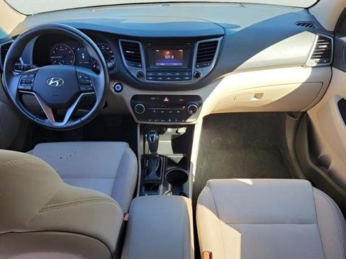 Used 2017 Hyundai Tucson Sport FWD image 12