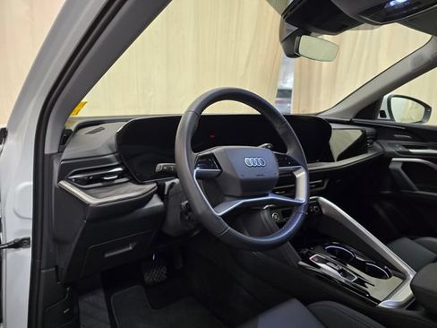 Certified 2025 Audi Q5 Premium Plus AWD/4WD image 18