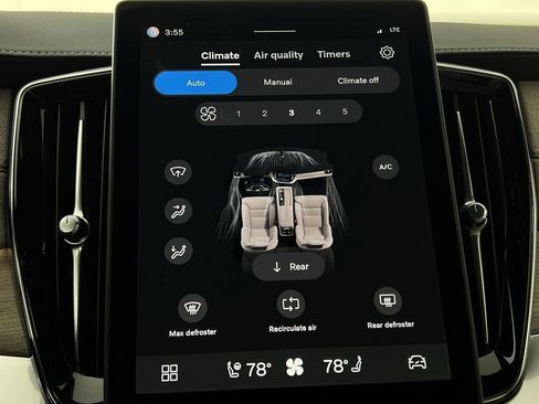 Used 2026 Volvo XC90 B5 Core image 17