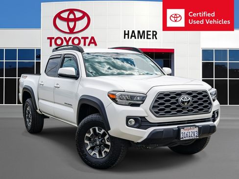 Certified 2023 Toyota Tacoma TRD Off-Road AWD/4WD image 1