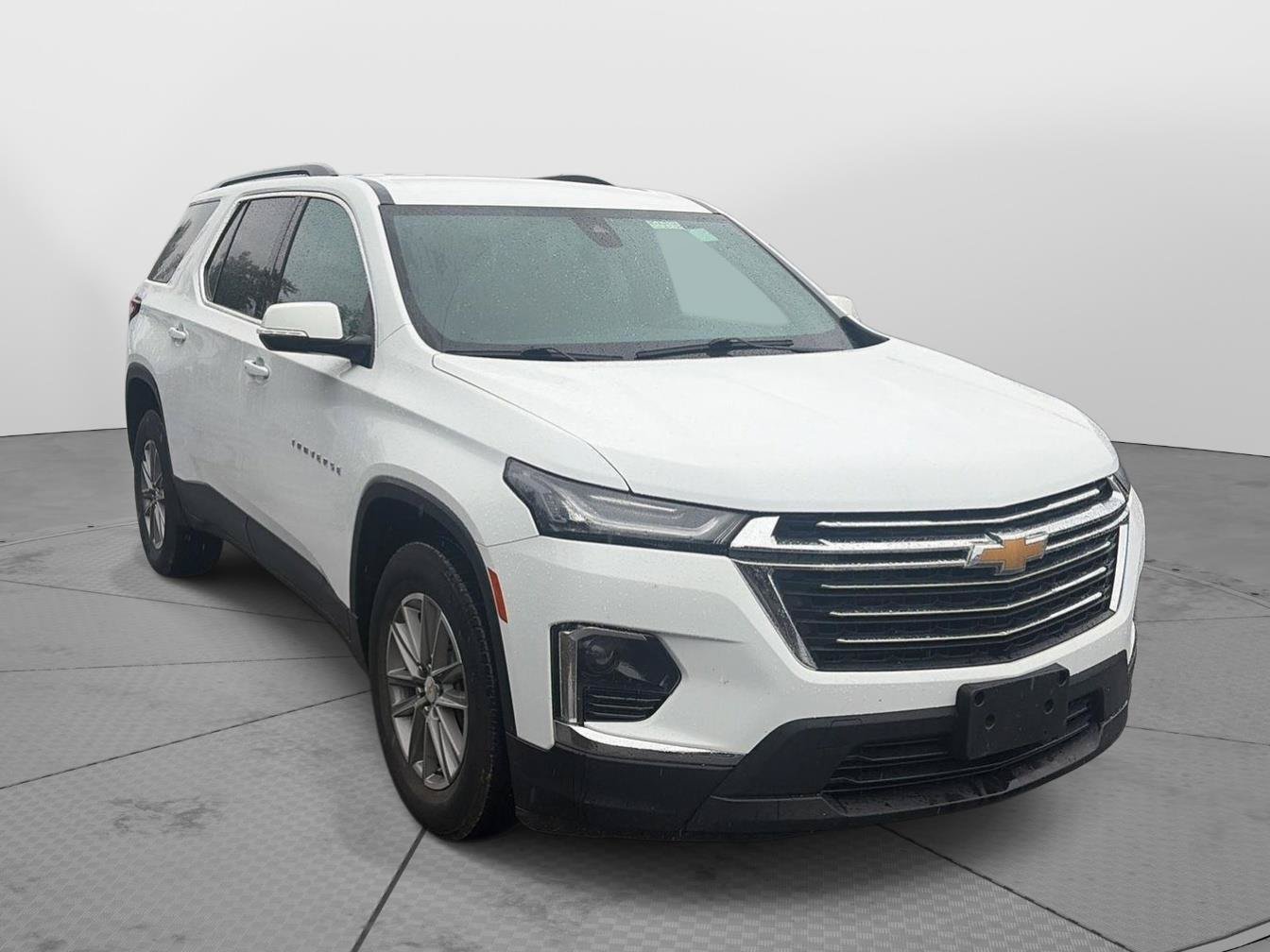 Used 2023 Chevrolet Traverse LT AWD/4WD image 1