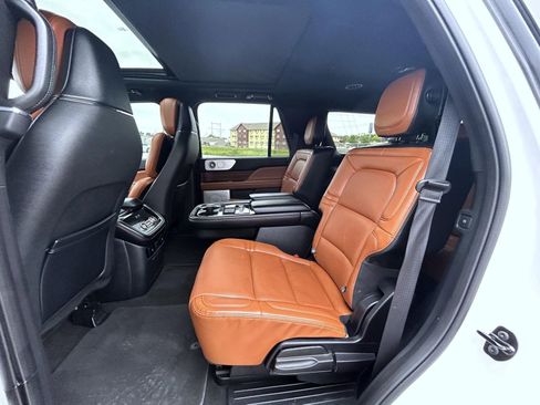 Used 2020 Lincoln Navigator Reserve w/ Equipment Group 208A Reserve AWD/4WD image 20