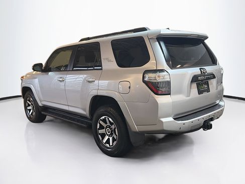 Used 2022 Toyota 4Runner TRD Off-Road Premium image 5