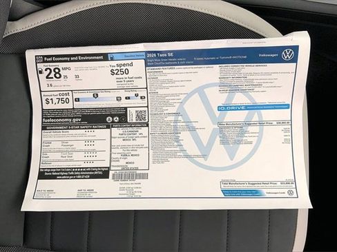 New 2026 Volkswagen Taos SE image 15