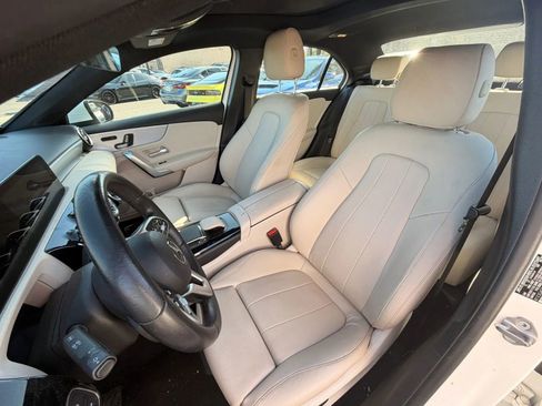 Used 2021 Mercedes-Benz A 220 image 10