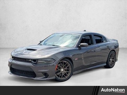 Used 2019 Dodge Charger Scat Pack w/ Plus Group RWD image 1