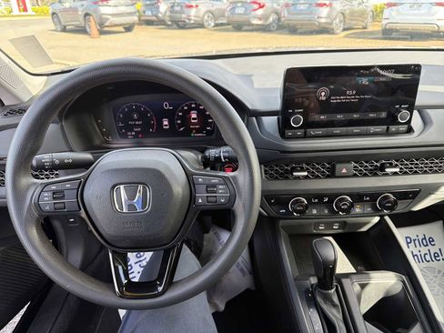 Used 2024 Honda Accord EX image 8